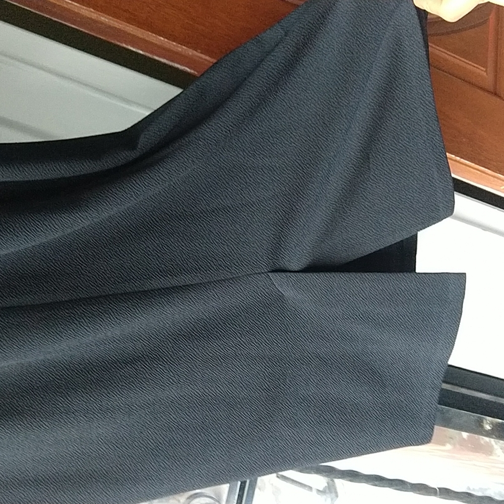 Black dress from express - Picture 5 of 10